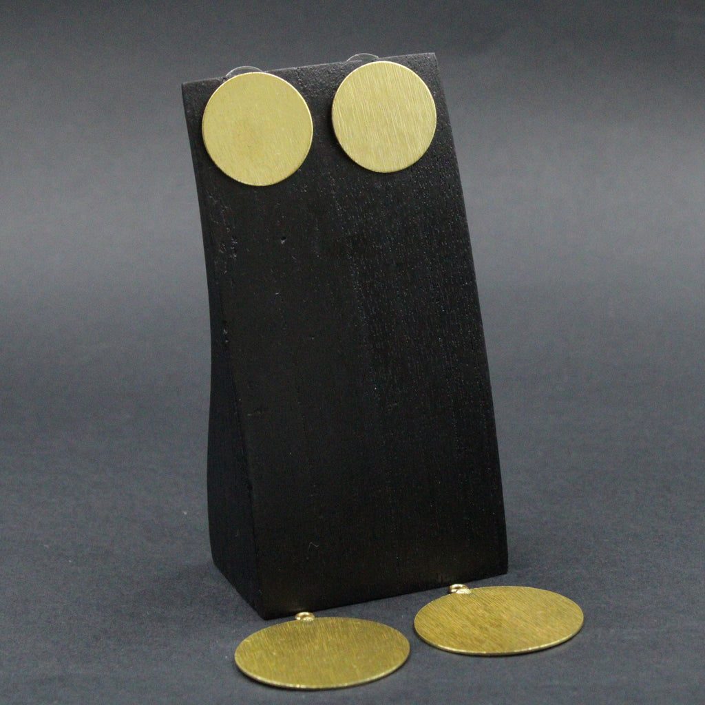 Pendientes ECLIPSE dos en uno bañados en oro - Diseño con carácter-4